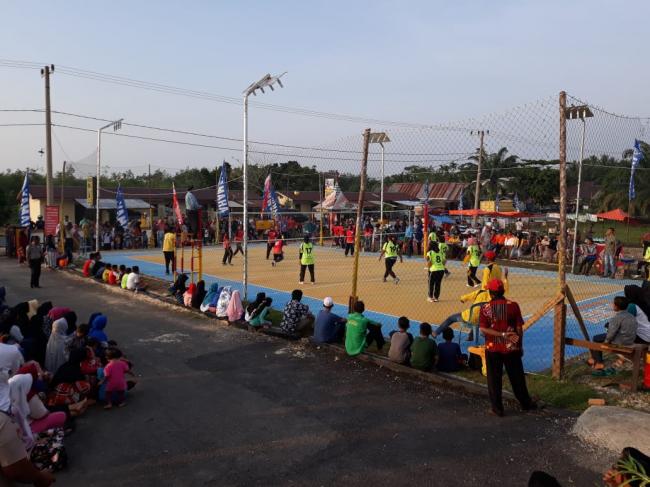 Puluhan Tim Semarakkan Turnamen Volly Ball Piala Kapolsek XIII Koto Kampar 