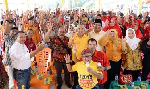 Warga  Rohil Semakin Percaya pada Andi Rachman - Suyatno Pimpin Riau