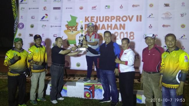 Kampar menjadi Juara Umum Kejurda II Panahan Riau 2018 di INHU