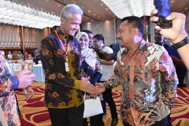 Bupati Kampar Hadiri Rakornas Tim Terpadu Penanganan Konflik Sosial.