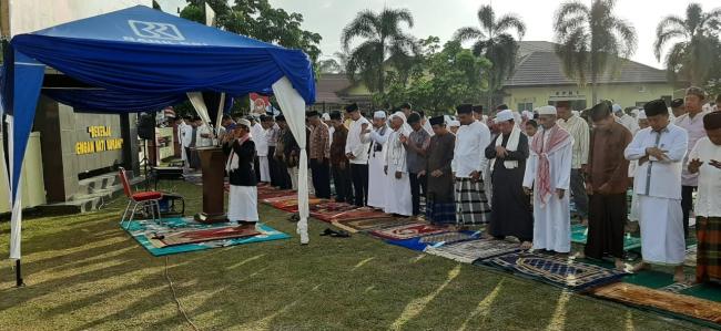 Shalat Idul Adha di Halaman Mapolres Kampar, Khatib Pimpin Doa Minta Hujan