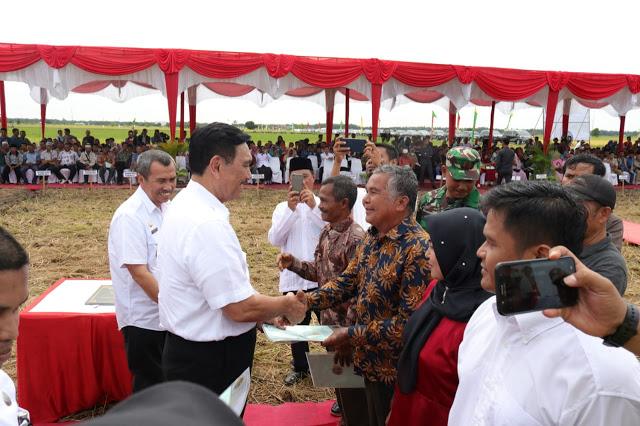 Siak Kabupaten yang Bersih dan Tanah Subur, Sebut Luhut 