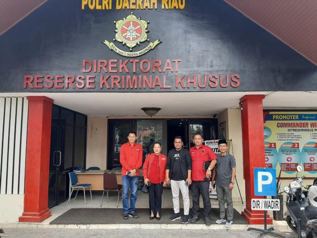 PDI Perjuangan Riau Laporkan Morlan Simanjuntak dan Kuasa Hukumnya Ke Polda Riau