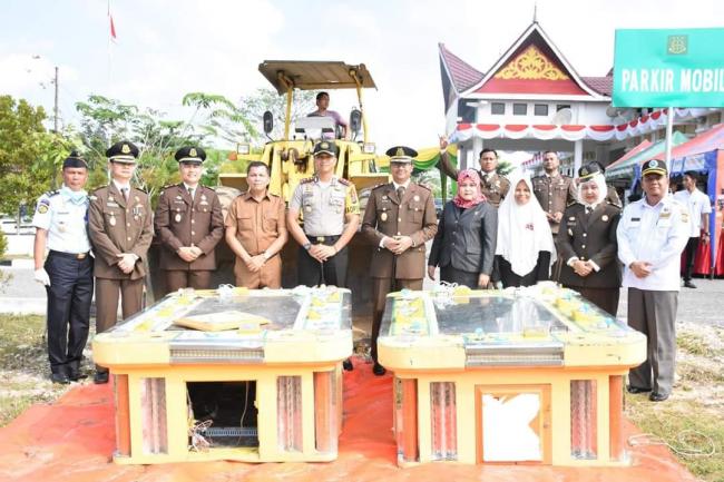 HUT Bhakti Adhyaksa, Kejari Kampar musnahkan bebagai barang bukti