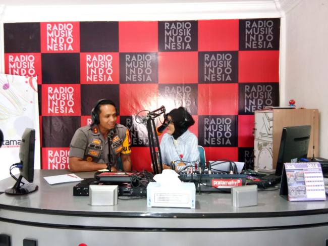 Kapolres Kampar Ikuti Talk Show di Radio Pratama FM Bangkinang