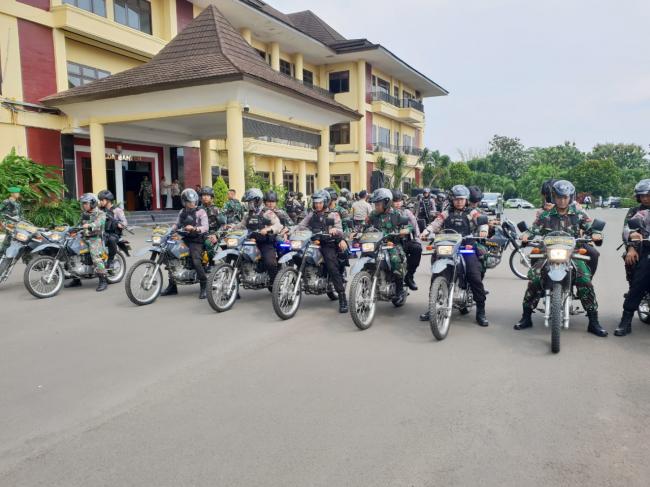 Kapolda Banten, Siagakan Brimob dan Bataliyon TNI laksanakan Patroli Gabungan.