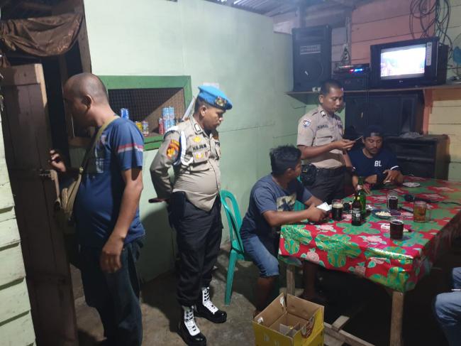 Polsek XIII Koto Kampar Amankan Belasan Botol Miras, Saat Gelar Operasi K2YD 