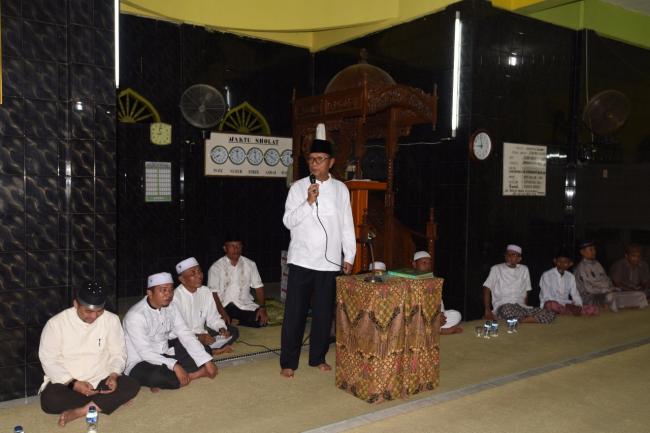 Aziz Ajak Masyarakat Makmurkan Mesjid