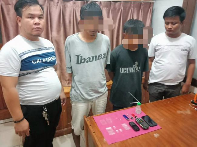 Tim Opsnal Polsek Kampar Kiri Hilir Ringkus 2 Pelaku Narkoba di Sebuah Ruko 