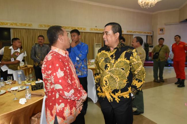 Kepala BNPB Doni Monardo mengunjungi Riau.