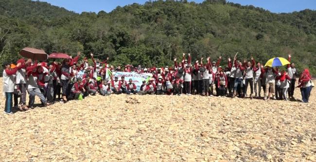 Wisata Sungai Subayang jadi pilihan Rombongan Tamasya RS. Awal Bros