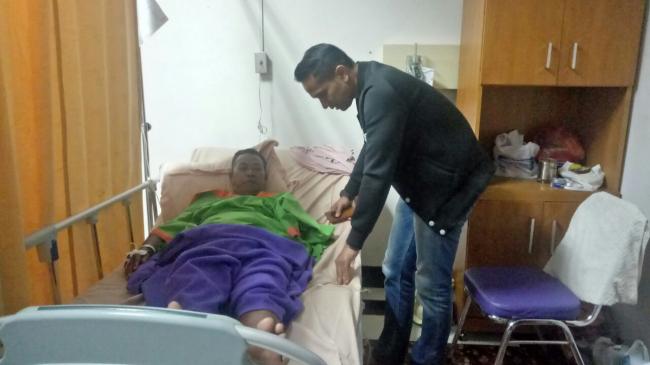 Kapolres Kampar Kunjungi Sumanto Ribo di Rumah Sakit, Korban Insiden Pecahnya Lelo