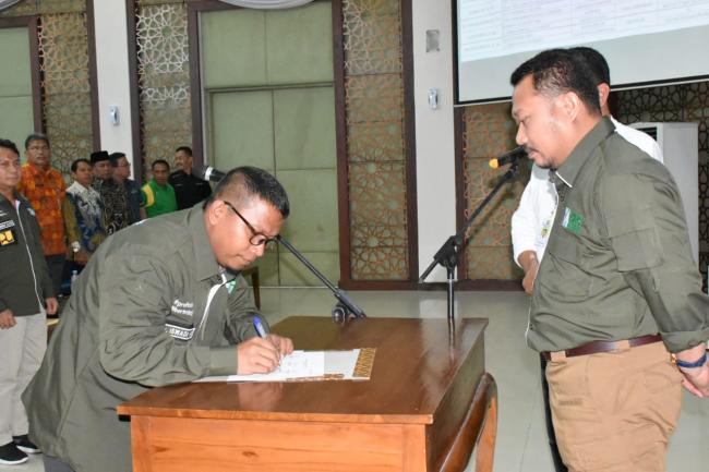 Bupati Kampar, Kukuhkan Tim Ahli Bangunan Gedung