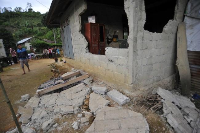 Korban Gempa Solok Berharap Bantuan Pemerintah