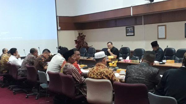 Legislator Riau Curigai Ada Permainan Chevron dan PT.Ivo Mas Tunggal
