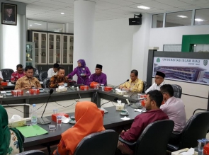 WR III UIR Di Percayai Sebagai Ketua FORKOMAWA Oleh 30 PTS di Riau