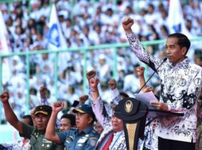 Jokowi, Jangan Guru Dibebani Urusan Administrasi Guru Adalah Mendidik Siswa