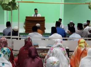 Pertama, Rektor UIR Safari Ramadhan ke Mushalla Mujahidin Dakagu