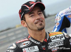 Max Biaggi Bantah ke Ducati Musim Depan 