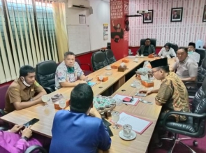Sekwan DPRD Riau Definitif Silaturrahmi Dengan Fraksi PDI Perjuangan