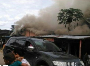 Satu Unit Rumah di Desa Siberuang Kec. Koto Kampar Hulu Ludes Terbakar