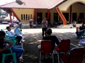Dukung MRSF Polda Banten, Dirbinmas Jalin Silahturahmi dengan Komunitas Mobil Antik 