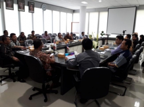 Dua Universitas di Riau, UIR dan UR Tuan Rumah Simposiun Internasional Tiga Negara