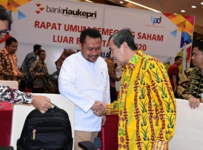Hadiri RUPS Bank Riaukepri, Catur Sugeng berharap Terus berupaya tingkatkan laba