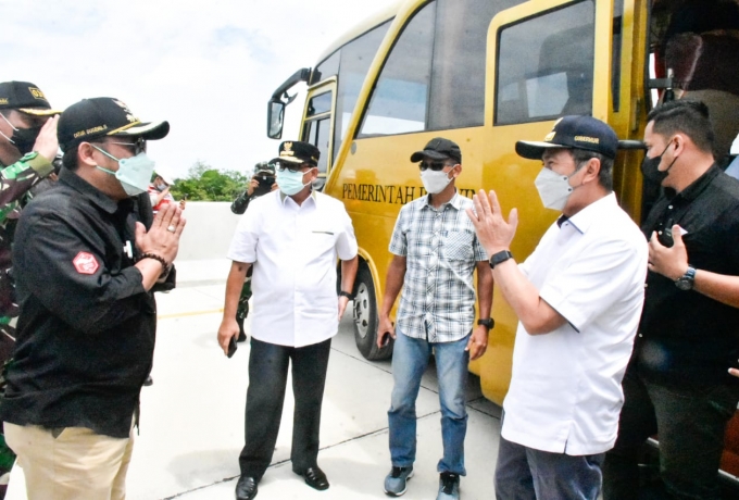Bupati Kampar Dampingi Gubri Lakukan Persiapan Rencana Kunjungan Kerja Presiden RI Ke Kampar Riau