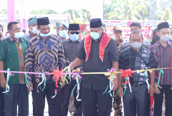 Bupati Siak Alfedri, Resmikan Pembukaan SPBU Dodo di Jalan Lintas Pekanbaru Duri KM 83