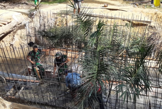 TNI dan Warga Lanjutkan Pembangunan Box Culvert, Saat Ini Capai 25 Persen