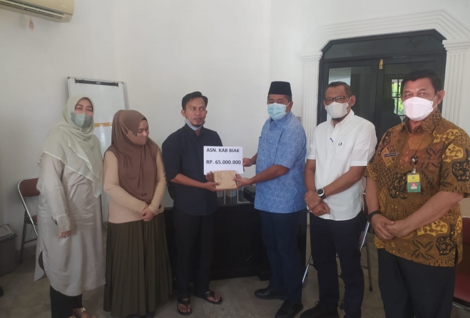 Bupati Alfedri dan Istri Hantarkan Bantuan Pengobatan Bocah Penderita Kelainan Hati ke Jakarta