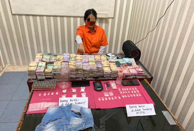 Pasutri Bandar Narkoba Ditangkap Beserta 47,90 Gram Sabu Sabu dan Uang Tunai 147 Juta 