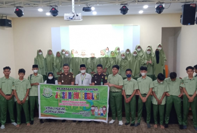Program JMS Kajari Kampar Di Apresiasi Kepsek dan Siswa SMA Muhammadiyah Bangkinang