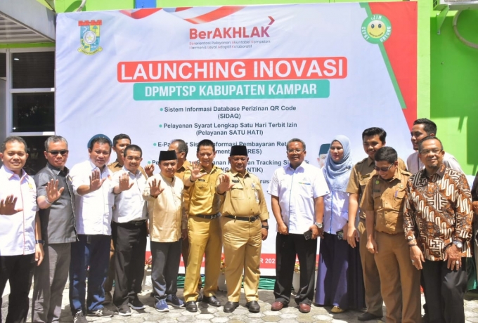 Pemkab Kampar Launching Inovasi Pelanyan Perizinan dan Non Perizinan DPMPTSP 