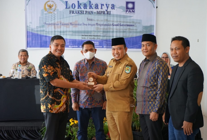 Wabup Husni Apresiasi Anggota MPR Asal Riau Lewat Lokakarya Masyarakat Tambah Ilmu