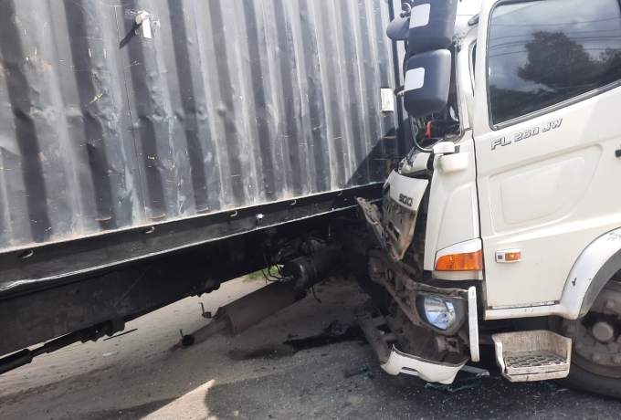 Ini Penyebab 3 Mobil Terlibat Kecelakaan Beruntun di Jalan Pasir Putih