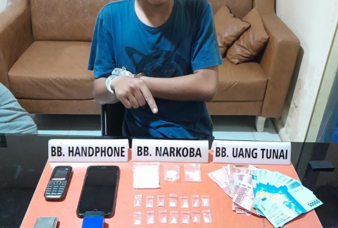 Rumah Pelaku Narkoba di Geledah, 29 Paket Narkoba di Temukan Satreskoba Polres Kampar