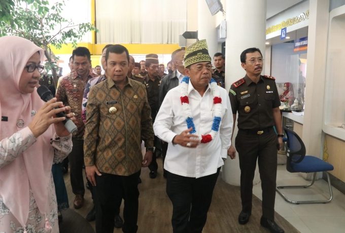 Wakil Jaksa Agung Tinjau Mall Pelayanan Publik di Pekanbaru
