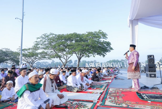 Kasih Sambutan Saat Sholat Idul Adha di Halaman Siak Bermadah, Ini yang Disampaikan Bupati Alfedri