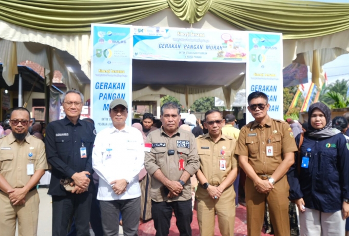 Pemkab Kampar Bersama Pemprov Riau Launching Gerakan Pangan Murah Di Desa Karya Indah