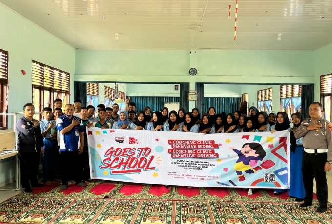 Sat Lantas Polres Kampar Bersama ISDC Polda Riau Gelar Giat Police Goes To School di SMAN 1 Tambang