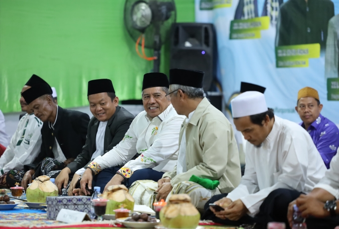 Bupati Siak Hadiri Gema Sholawat dan Haflah Milad Ke-6 Ponpes Nurul Furqon
