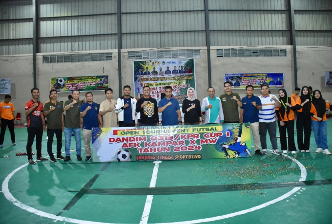 Penutupan Turnamen Futsal Dandim 0313/KPR Cup 1 AFK Kampar X MW Tahun 2024