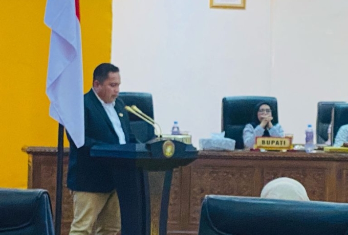 Pansus I DPRD Kampar Soroti Kekurangan 500 Guru Mapel di Sekolah di Kampar