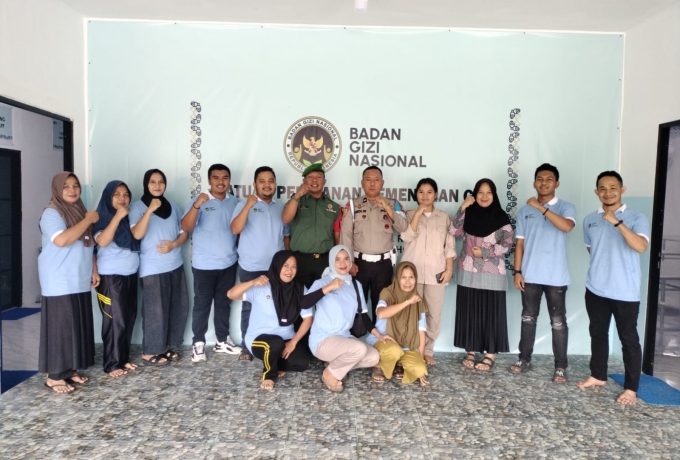 Babinsa Koramil 12/XIII Koto Kampar Dampingi Kegiatan Dukungan Makanan Sehat Bergizi 