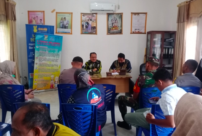 Langkah Awal Cegah Stunting, Babinsa Desa Teratak Koramil 07/Kampar Hadiri Rembuk Stunting