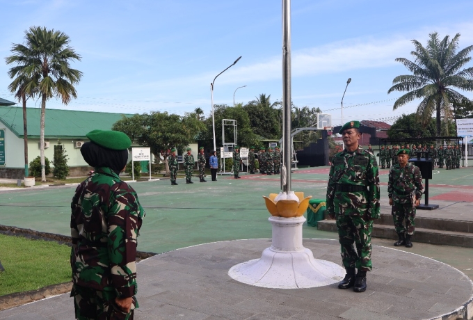 Gelar Upacara Bendera 17-AN Kodim 0313/Kpr Wujudkan Kesiapsiagaan dan Kesadaran Prajurit
