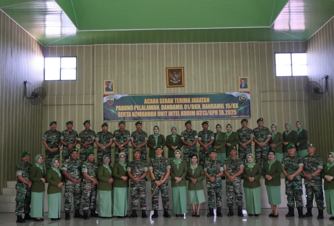 Kodim 0313/KPR Gelar Upacara Sertijab, Serta Wisuda Purnawira Dan Purna Tugas