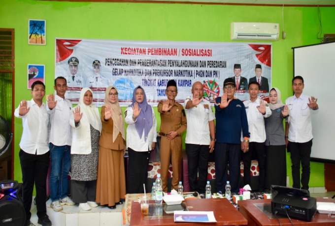 Pemkab Kampar dan BNK Kampar Berikan Sosialisasi P4GN & PN Kepada Siswa MAN 1 Kampar Kuok